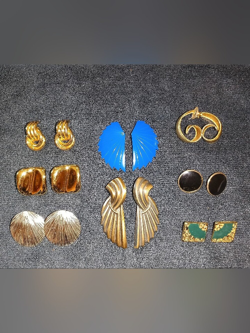 8 Pairs Vintage Earrings